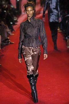 Look 16